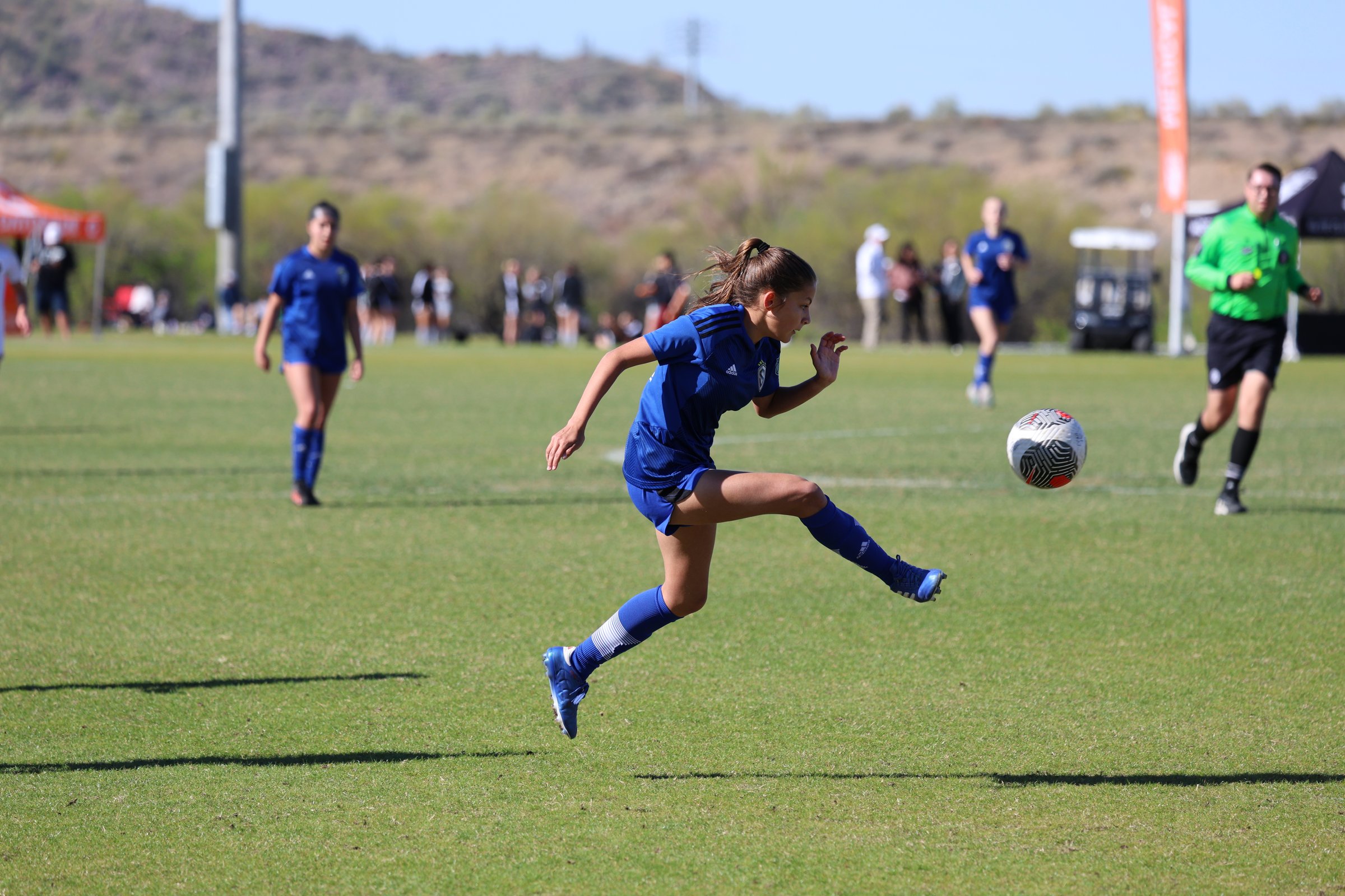 Eva Pensamiento playing in ECNL national event